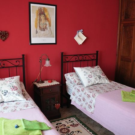 A Casa Di Franci Appartement Parma Buitenkant foto