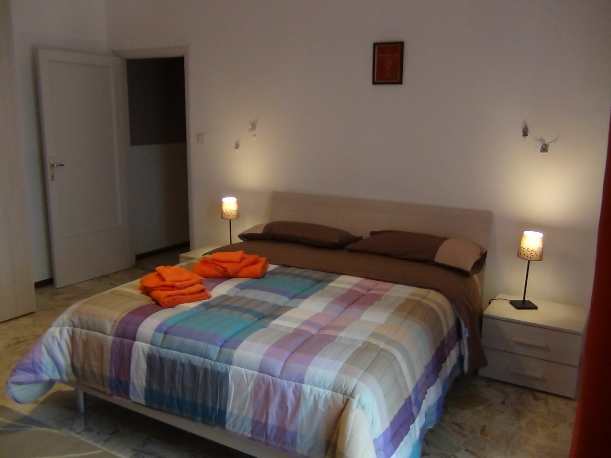 A Casa Di Franci Appartement Parma Buitenkant foto