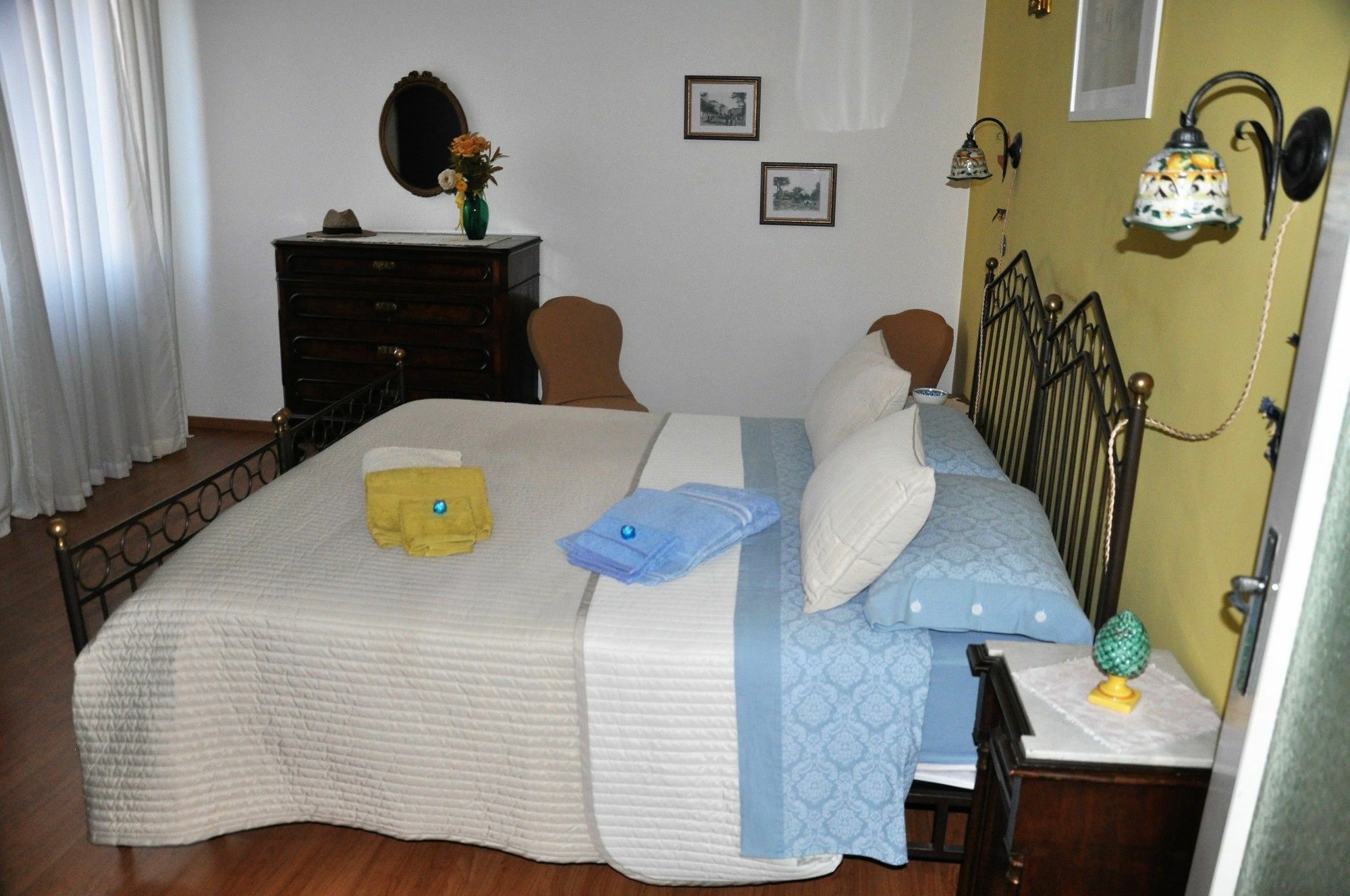 A Casa Di Franci Appartement Parma Buitenkant foto