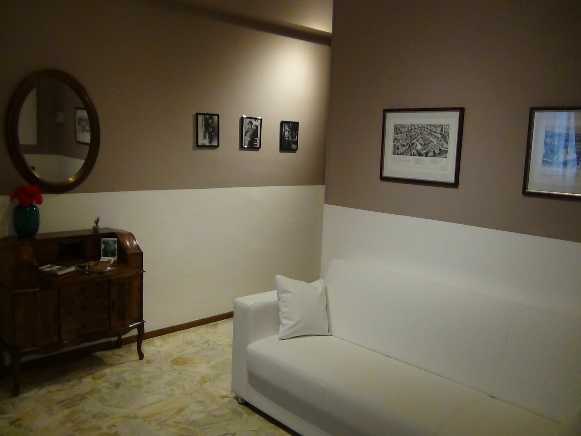 A Casa Di Franci Appartement Parma Buitenkant foto
